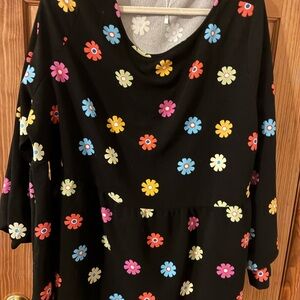 Black Floral tunic with Multicolor Daisies